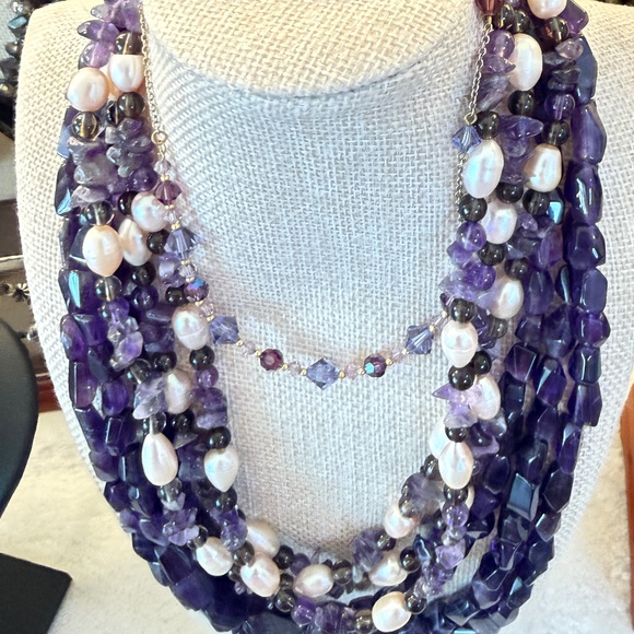 Come dig with me. Unlisted gorgeousness in every price range. - Picture 5 of 17